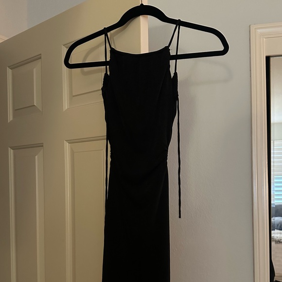 Hello Molly black midi cut out dress - Picture 3 of 7